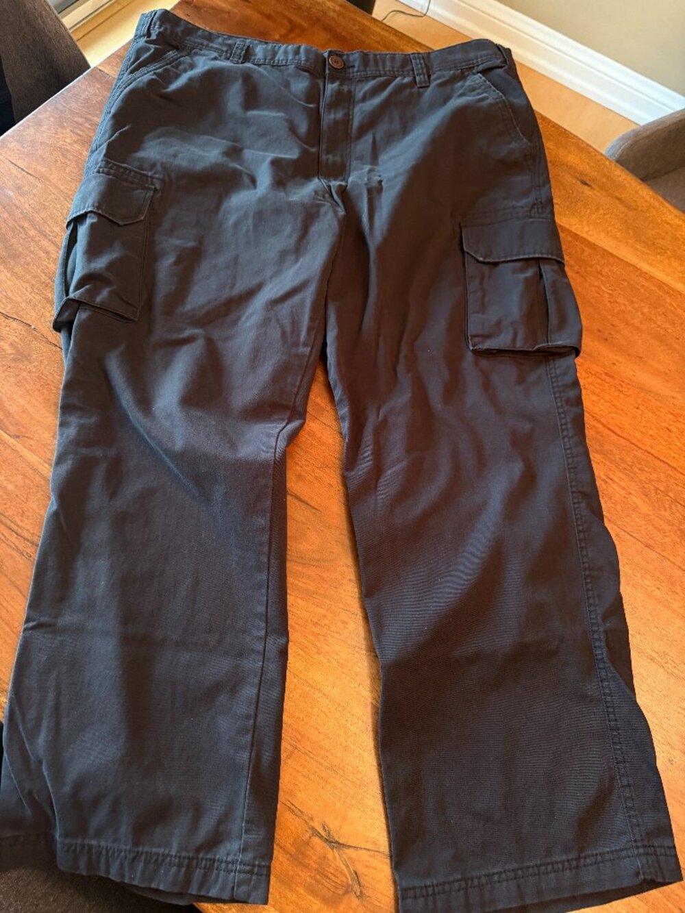 True Nation 44x30 - Cargo Jogger - Black